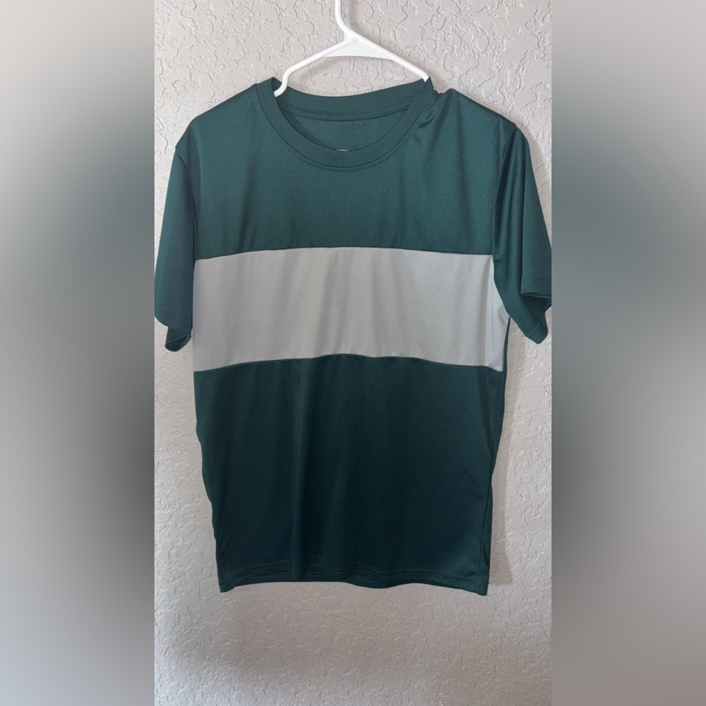 SHEIN Boys Youth Large Green and Gray Shirt